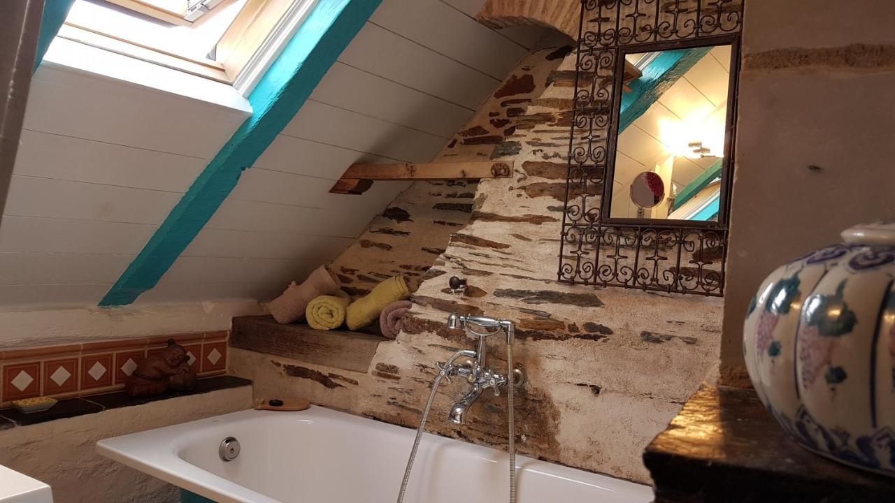 Le Petit Logis De Tinteniac Angers Exterior photo